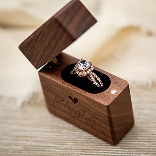 מוג ' י פינקי מבטיחים דק אירוסין טבעת תיבה-חקוק עץ טבעת תיבת לחתונה טקס אירוסין הצעת נושא טבעת תיבה-יום
